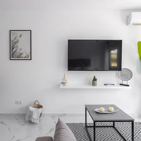 Апартаменти Oleholidays 602 Romana Playa Primera Linea Playa *