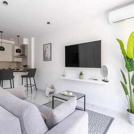 Oleholidays 602 Romana Playa Primera Linea Playa * 마르베야